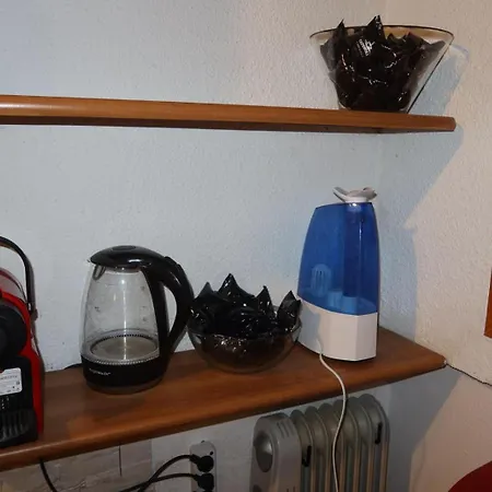 - Inout - 6 Beds Flat Lez-612