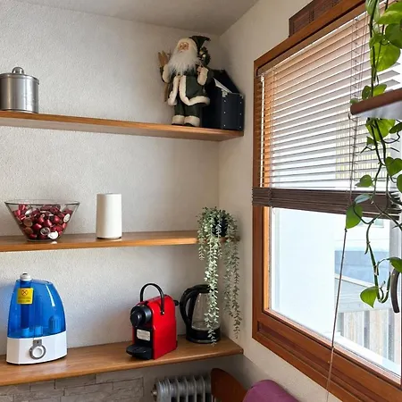 - Inout - 6 Beds Flat Lez-612 *